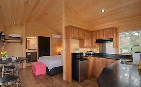 Carmel River Inn & Cottages